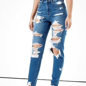 AE MOM JEANS